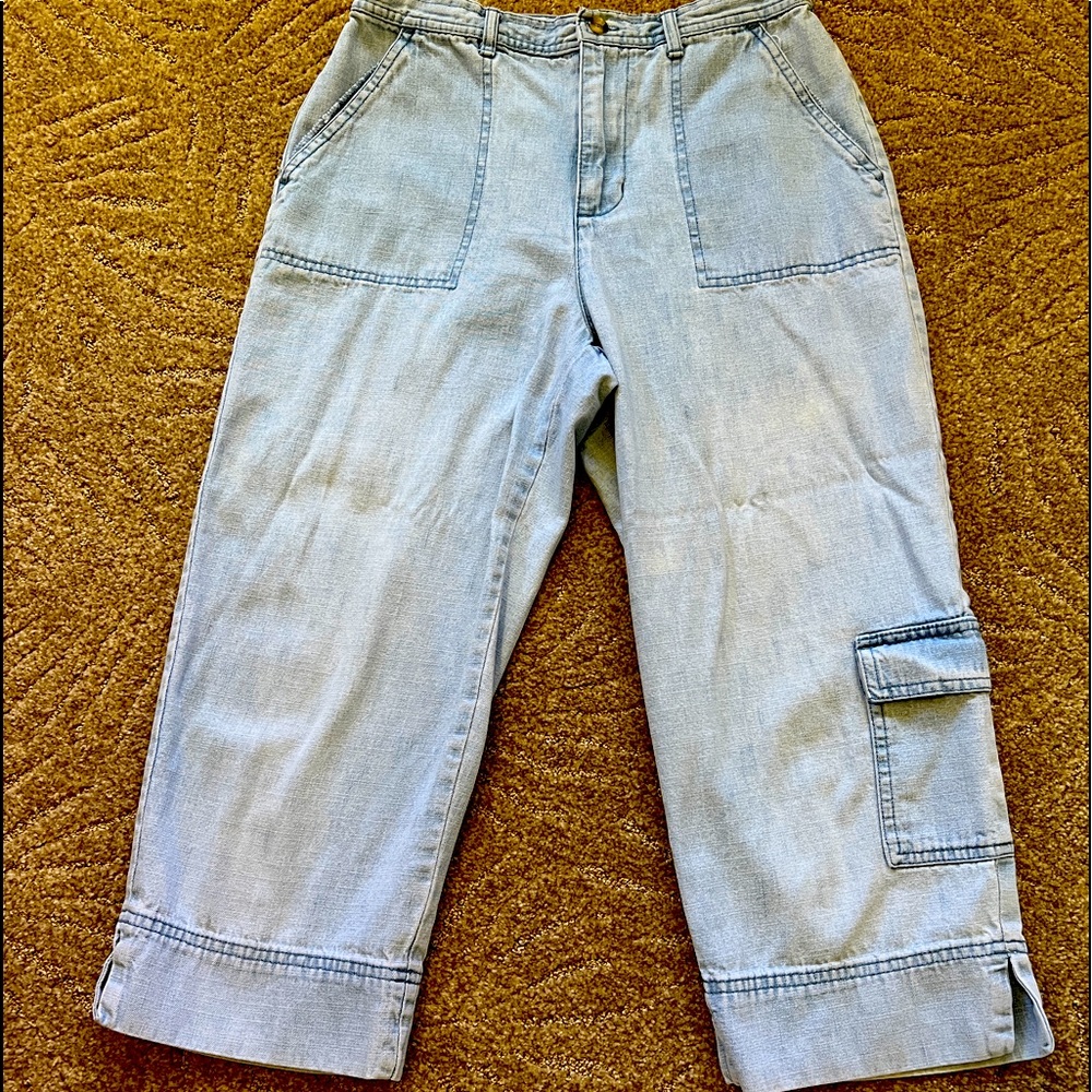 White Stag Women’s Denim Jean Cargo Pants. size petite 6